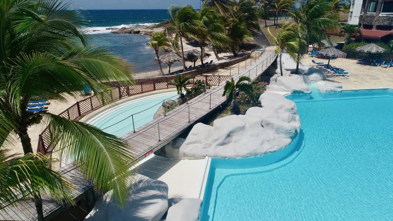 Vue Mer & Acces Direct A La Plage Avec Magnifique Piscine Surveillee Par Un Maitre Nageur Saint-Francois  Exteriér fotografie