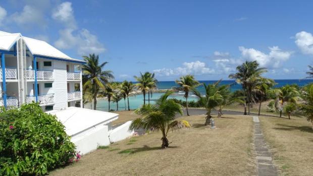 Vue Mer & Acces Direct A La Plage Avec Magnifique Piscine Surveillee Par Un Maitre Nageur Saint-Francois  Exteriér fotografie