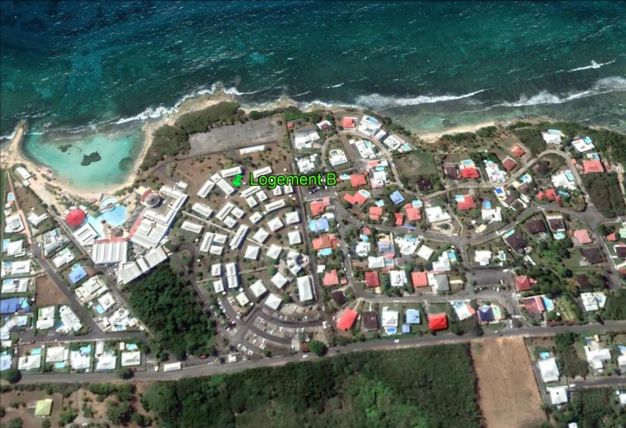 Vue Mer & Acces Direct A La Plage Avec Magnifique Piscine Surveillee Par Un Maitre Nageur Saint-Francois  Exteriér fotografie